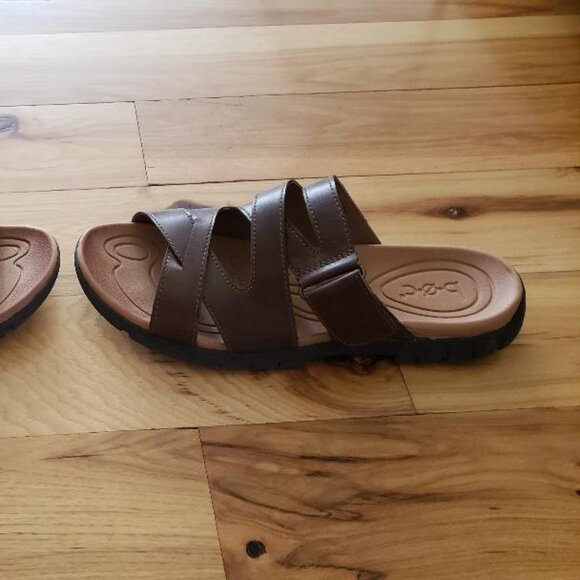 Brown Leather Women's Sandals - Picture 3 of 4